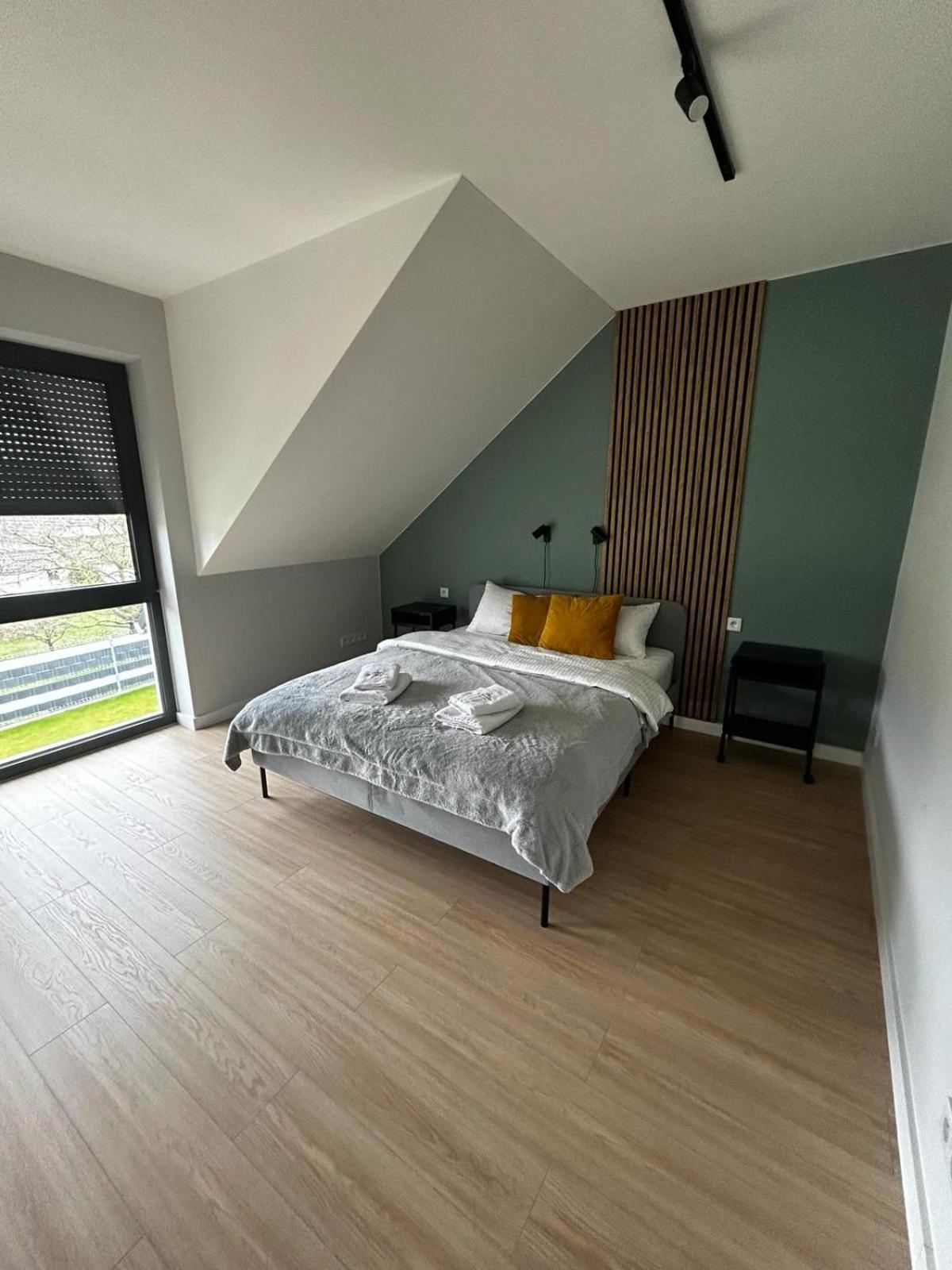 Apartment Parkowa - *