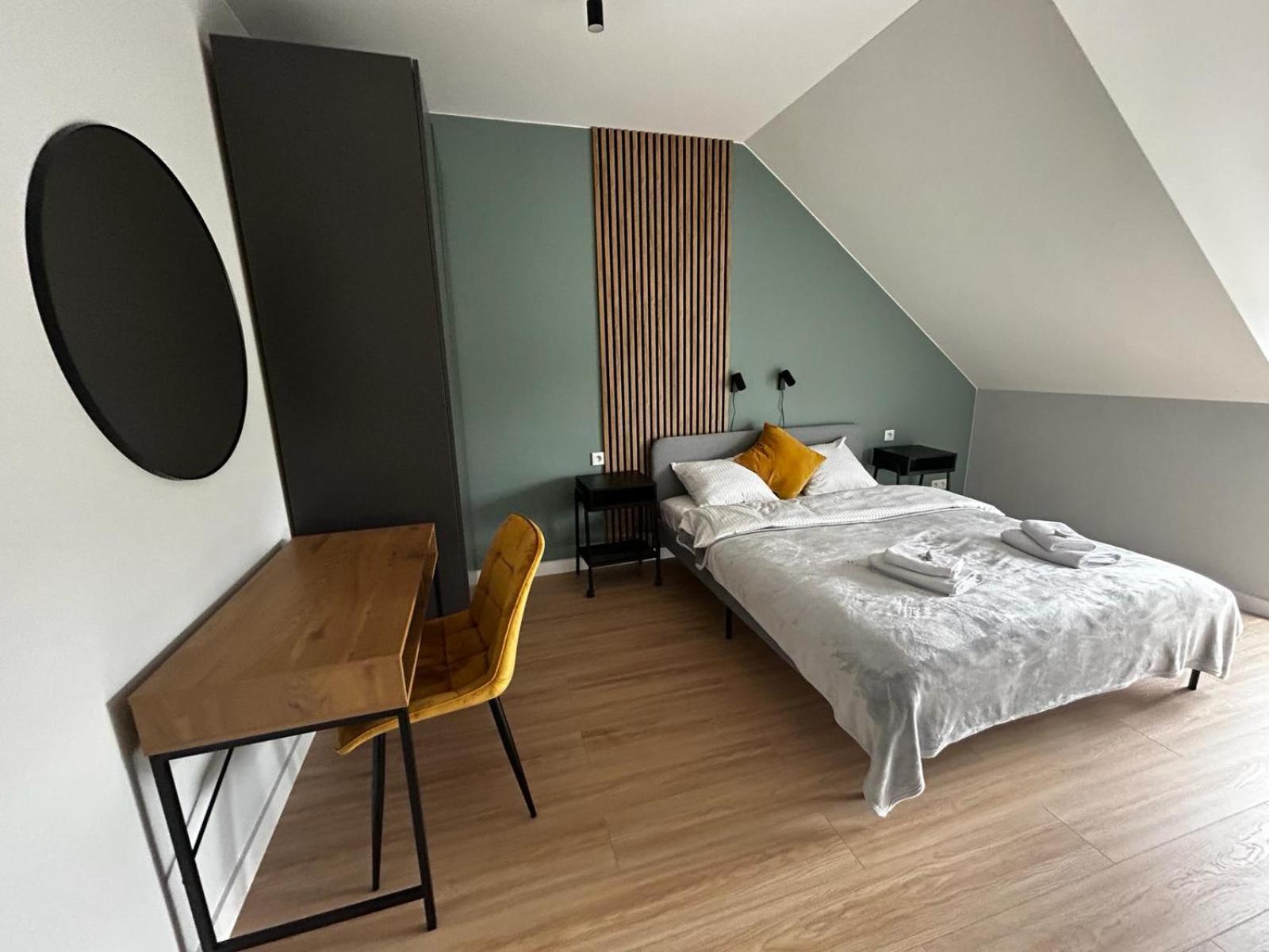 Apartment Parkowa - *