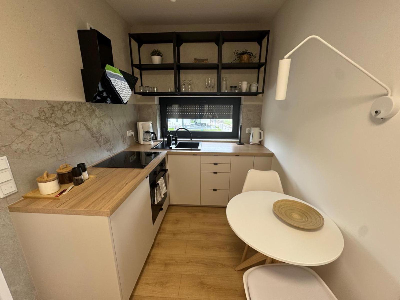 Apartment Parkowa - *